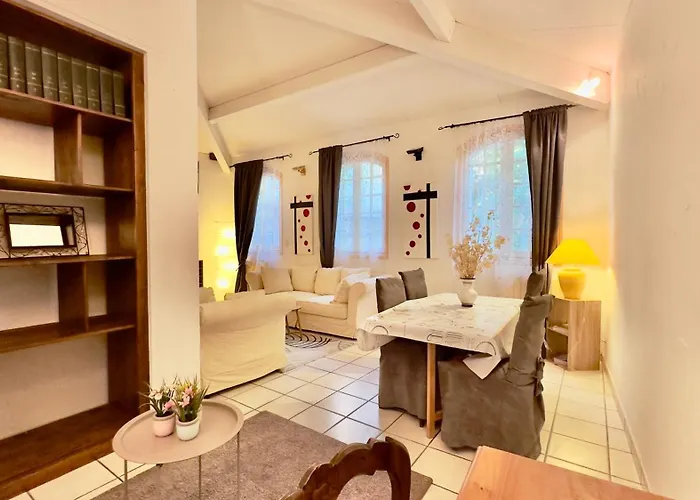 Le Grand Couvent Apartman *